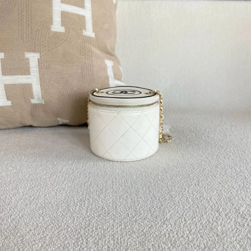 Chanel Women Pre-Loved Bag Very Good Condition